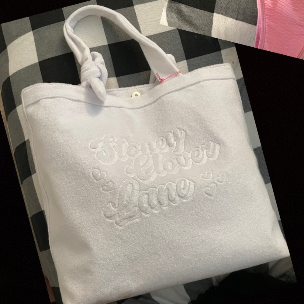 Avail for trades Stoney Clover x Target White Terry Tote